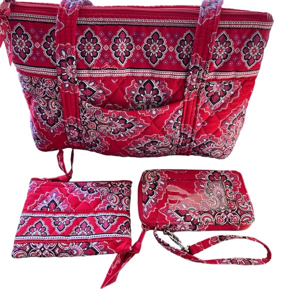 Vera Bradley Handbags - Vera Bradley Frankly Scarlet Red Tote Bag Set